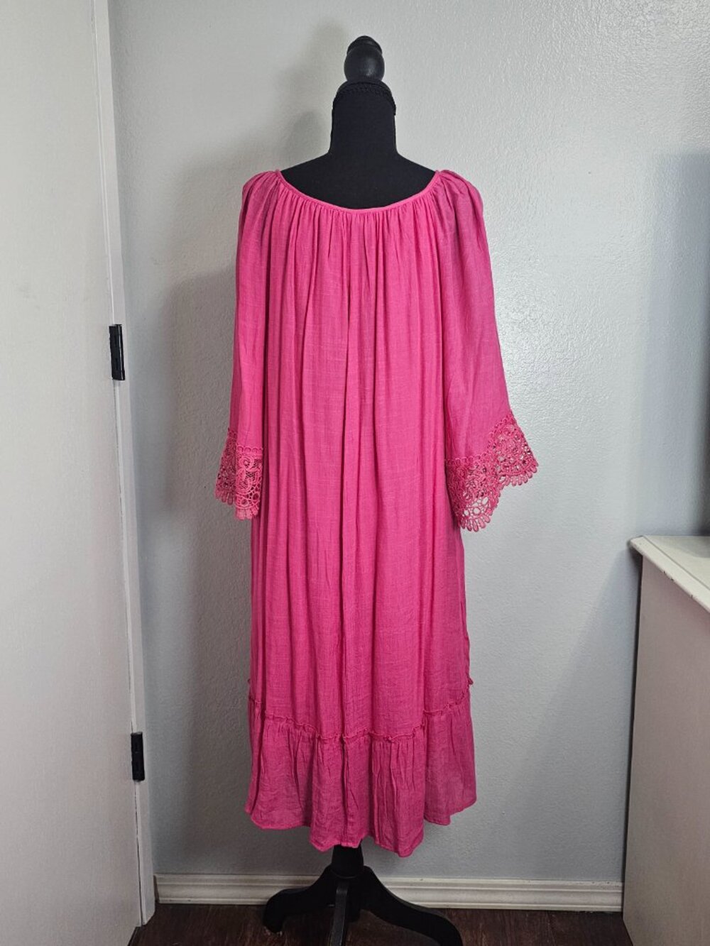 Mlle Gabrielle Fuchsia Pink Eyelet Embroidered Arm Maxi Peasant Dress - Size 2XL - Picture 3 of 6